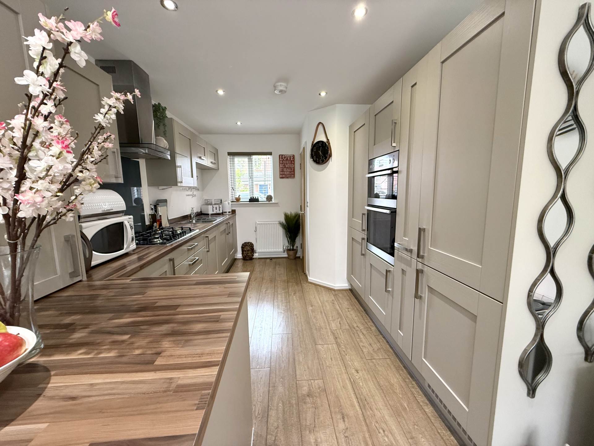 Sandhole Grove, Liverpool, Image 12