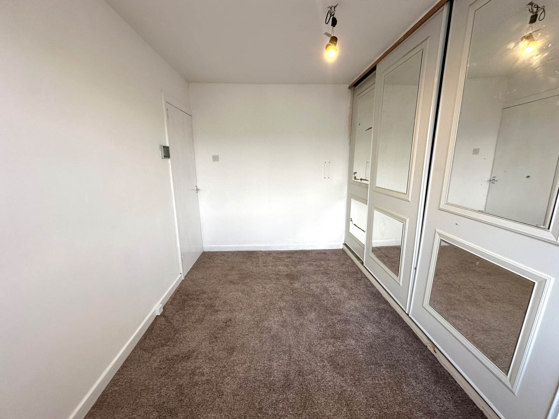 Malvern Close, Mill Park, Image 10