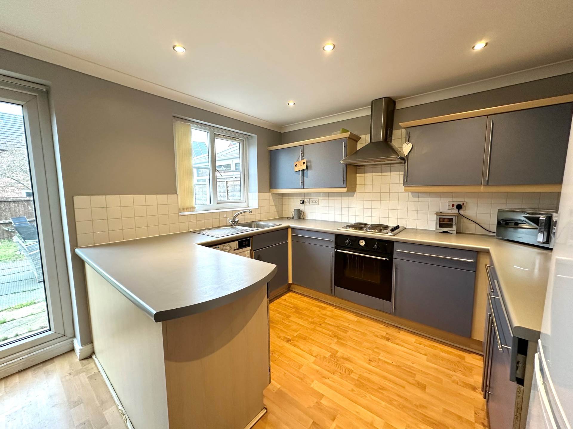 Yoxall Drive, Littledale, Image 3