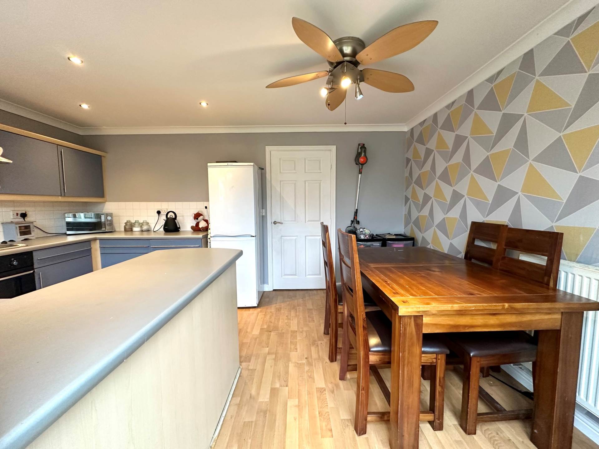 Yoxall Drive, Littledale, Image 8