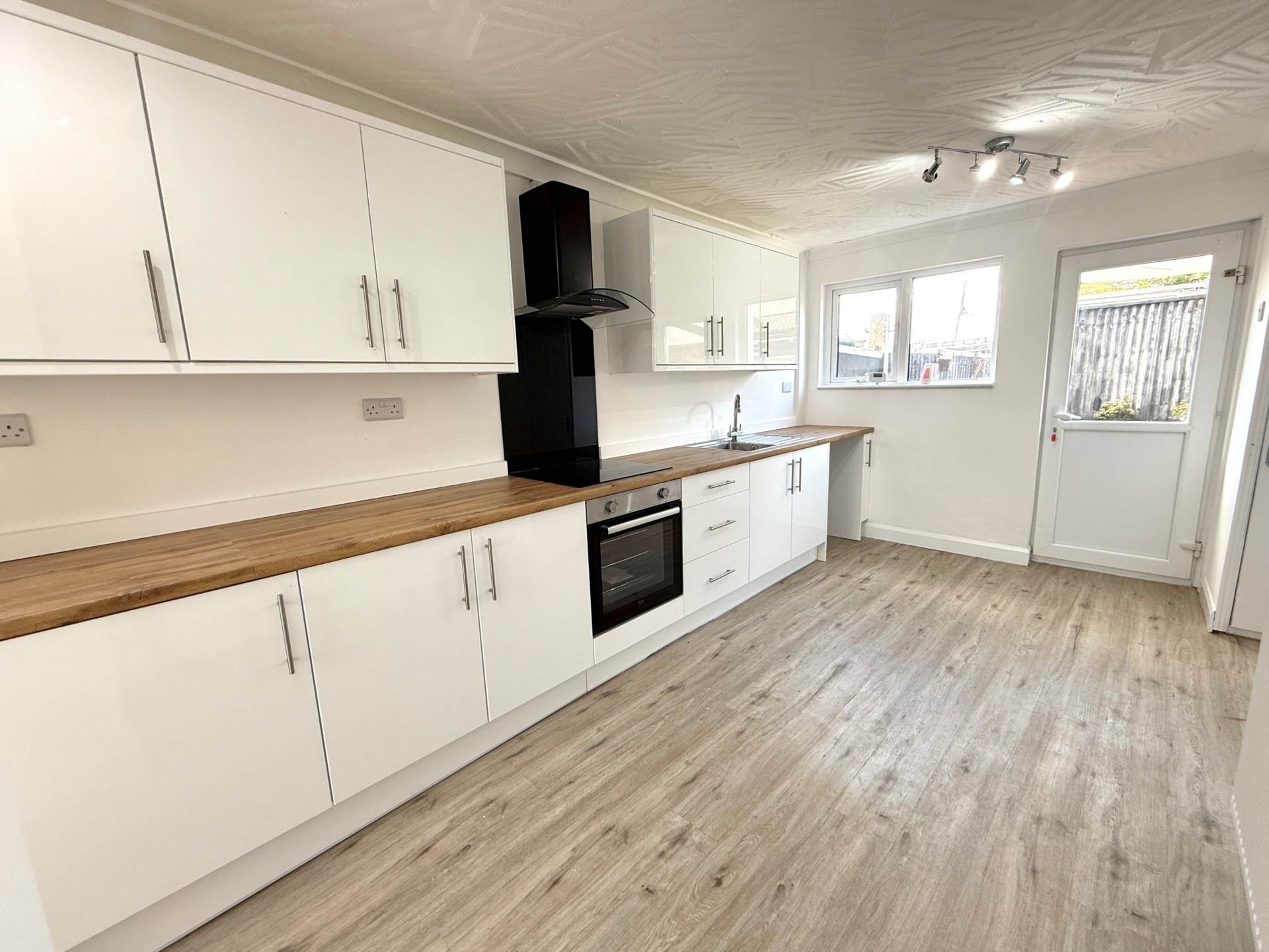 Morston Avenue, Southdene, Image 4