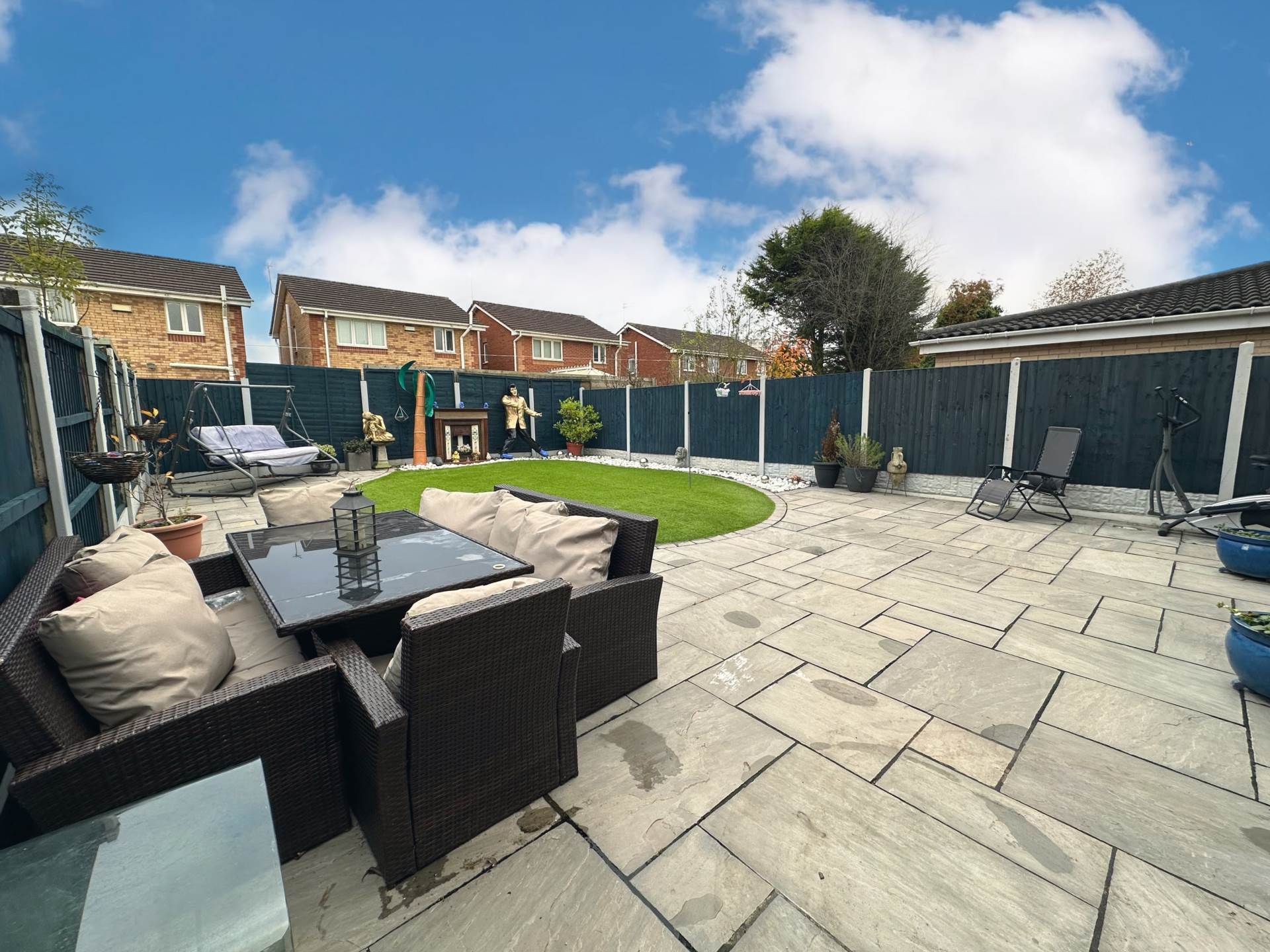 St. Christophers Drive, Huyton, Image 25