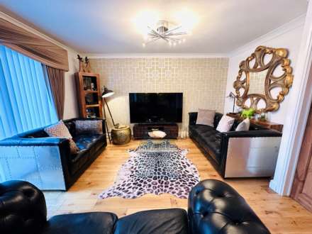 St. Christophers Drive, Huyton, Image 10