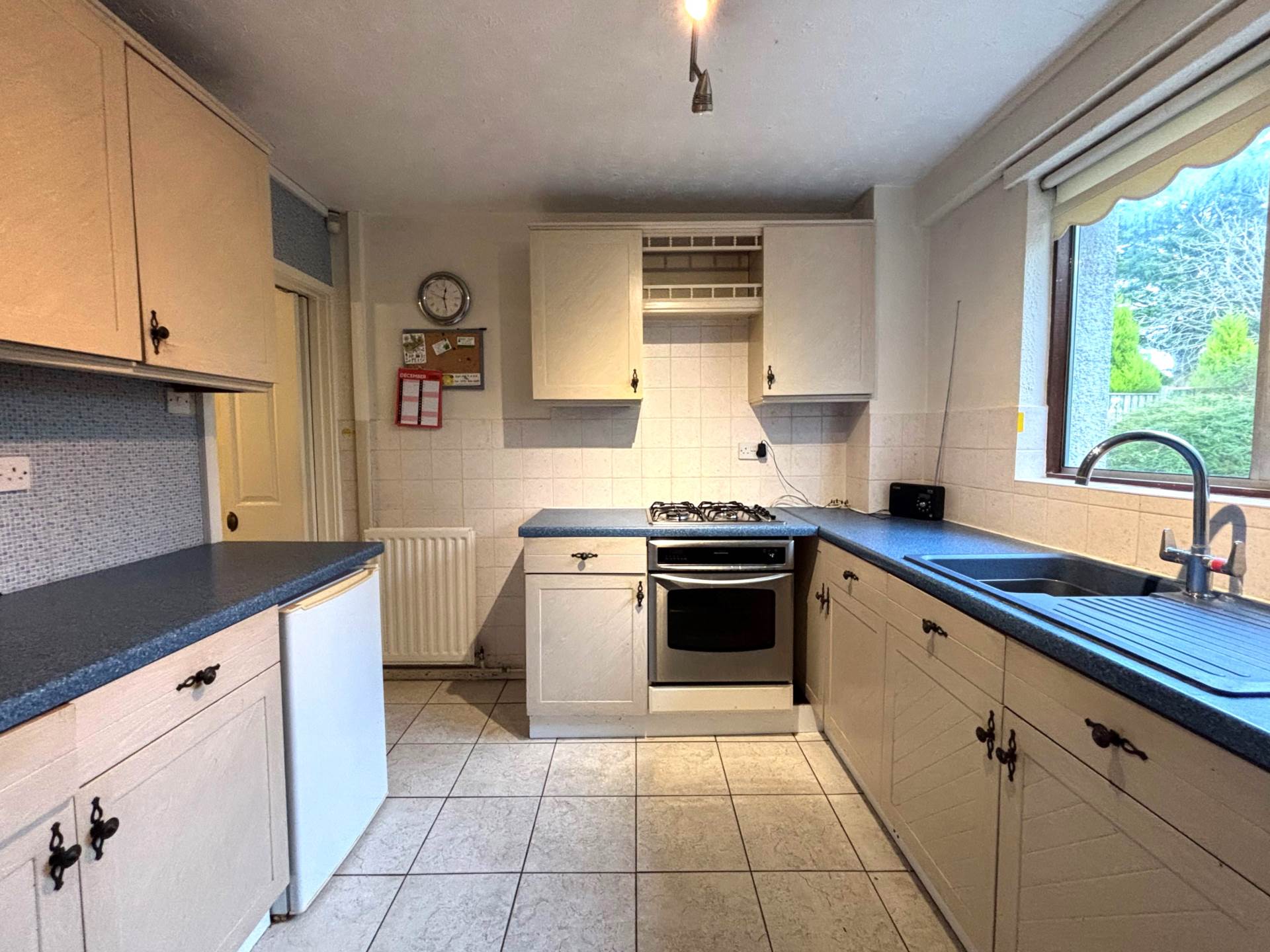 Bracknell Avenue, Southdene, Image 8