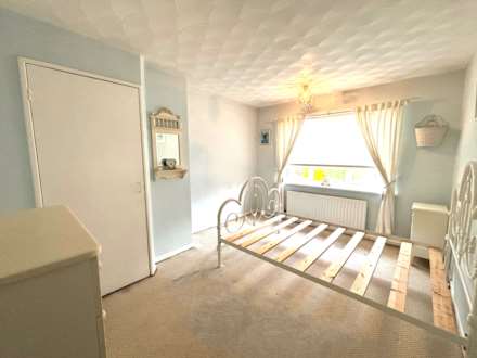 Bracknell Avenue, Southdene, Image 11