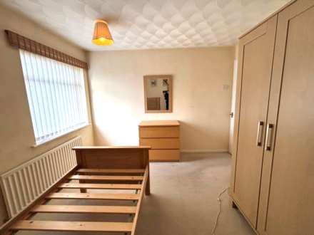 Bracknell Avenue, Southdene, Image 14