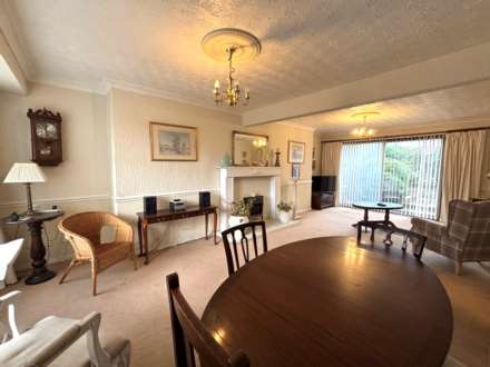 Bracknell Avenue, Southdene, Image 6