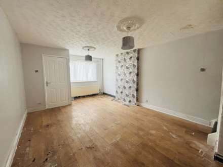 Joyce Walk, Fazakerley, Image 2