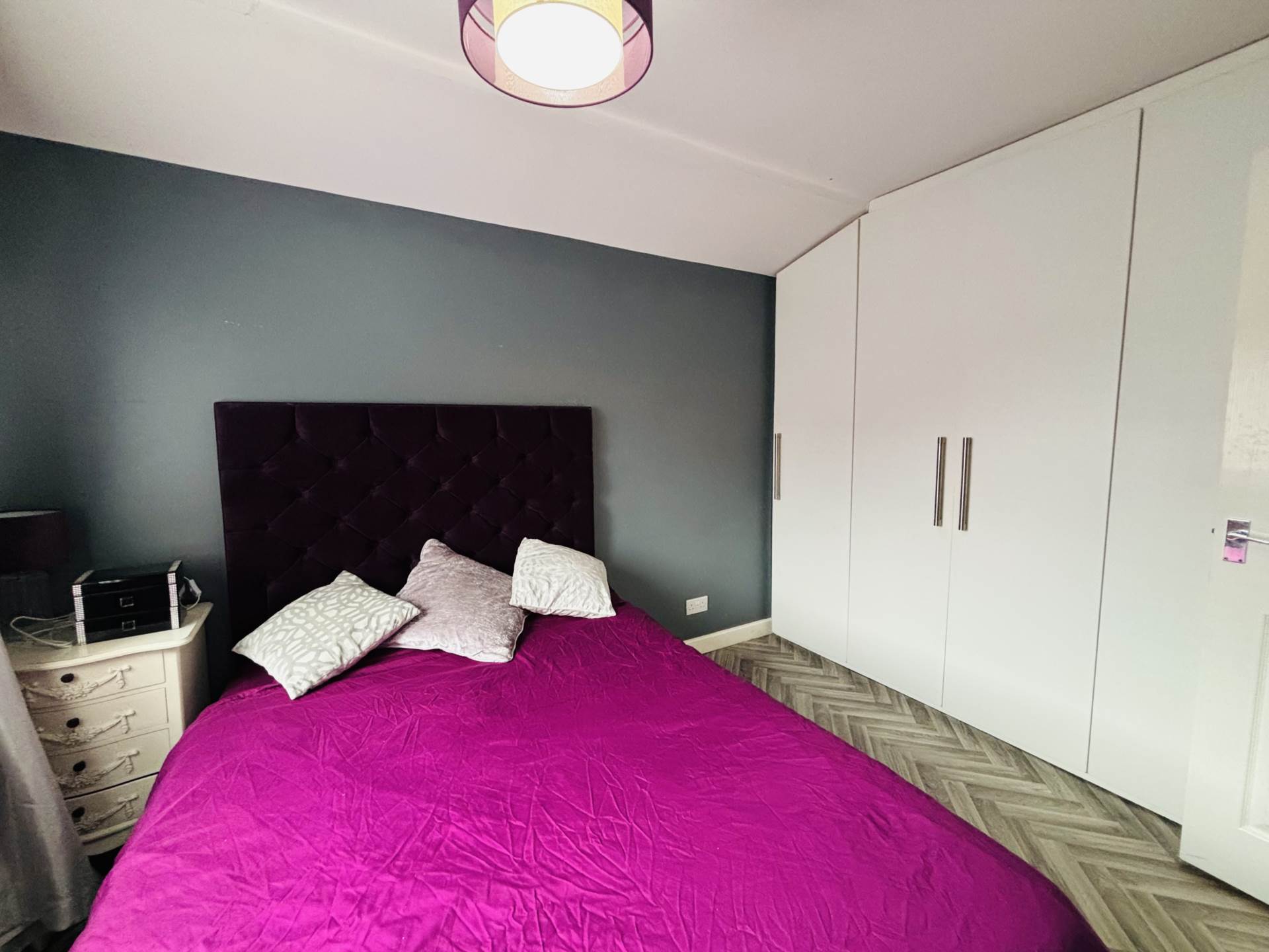 Pitsmead Road, Southdene, Image 12