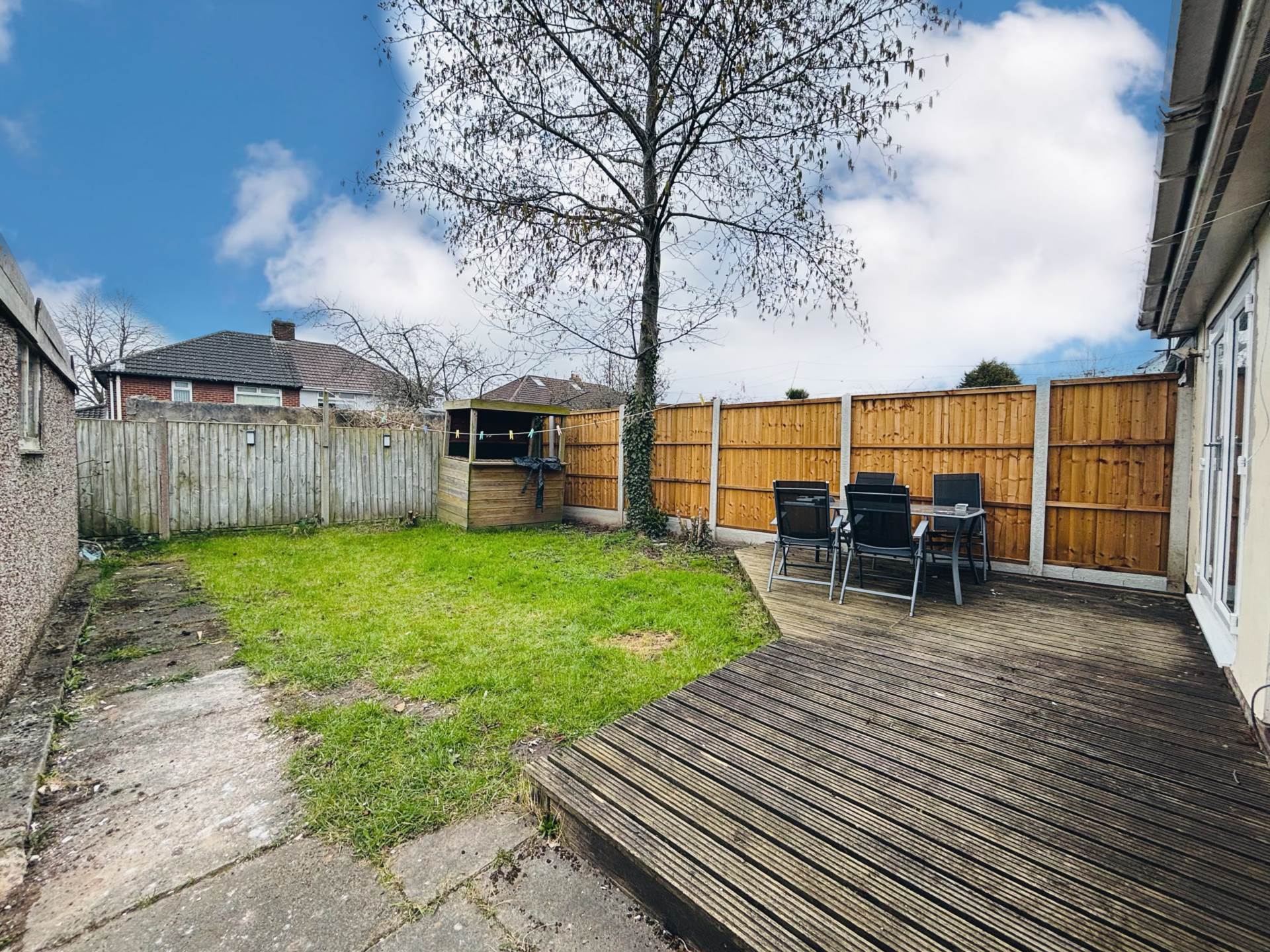 Pitsmead Road, Southdene, Image 19