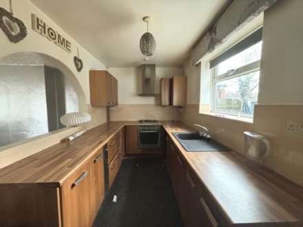 Dereham Crecsent, Fazakerely, Image 4