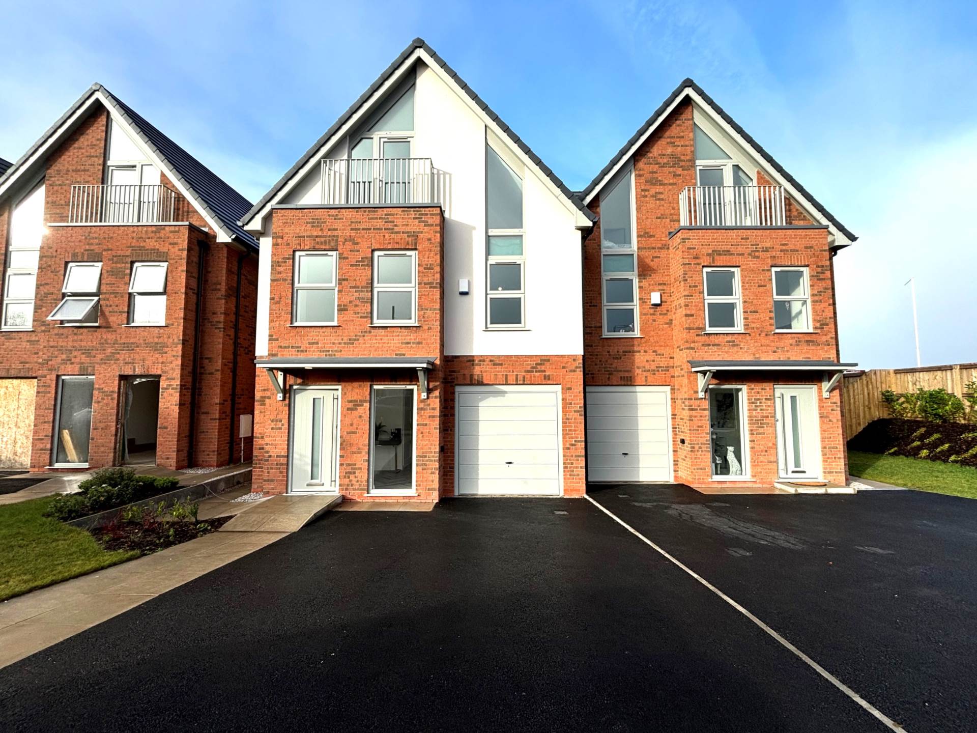 Pye Bridge Close, Melling, Image 1