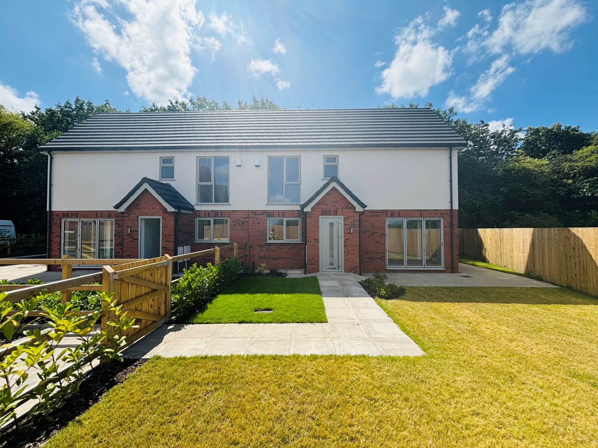 Pye Bridge Close, Melling, Image 1