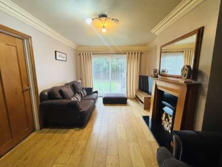 Garth Road, Southdene, Image 4
