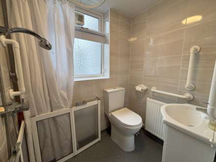 Lilac Grove, Huyton, Image 15