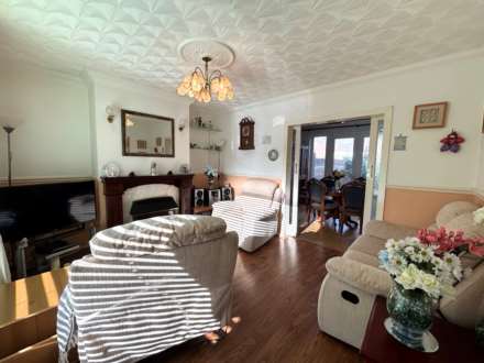 Chadlow Road, Southdene, Image 2
