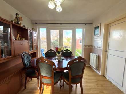 Chadlow Road, Southdene, Image 3