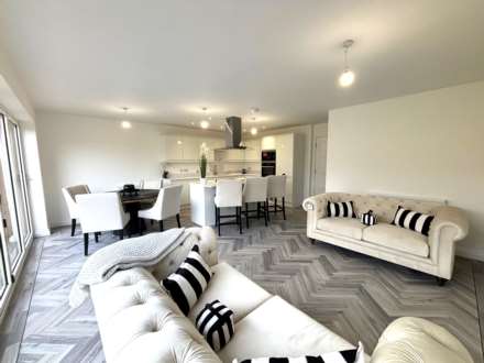 4 Bedroom Semi-Detached, Pye Bridge Close, Melling