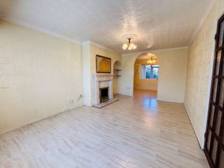 Melling Drive, Old Hall Estate, Image 8