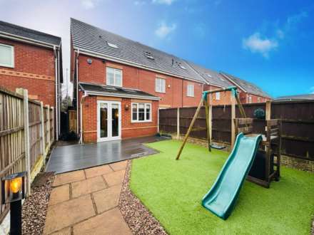 St Kevins Drive, Park Meadows, Image 24