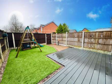 St Kevins Drive, Park Meadows, Image 25