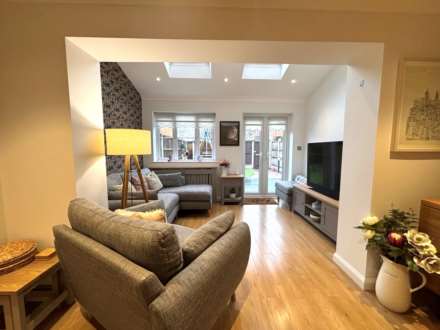 St Kevins Drive, Park Meadows, Image 8