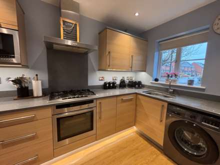 St Kevins Drive, Park Meadows, Image 9