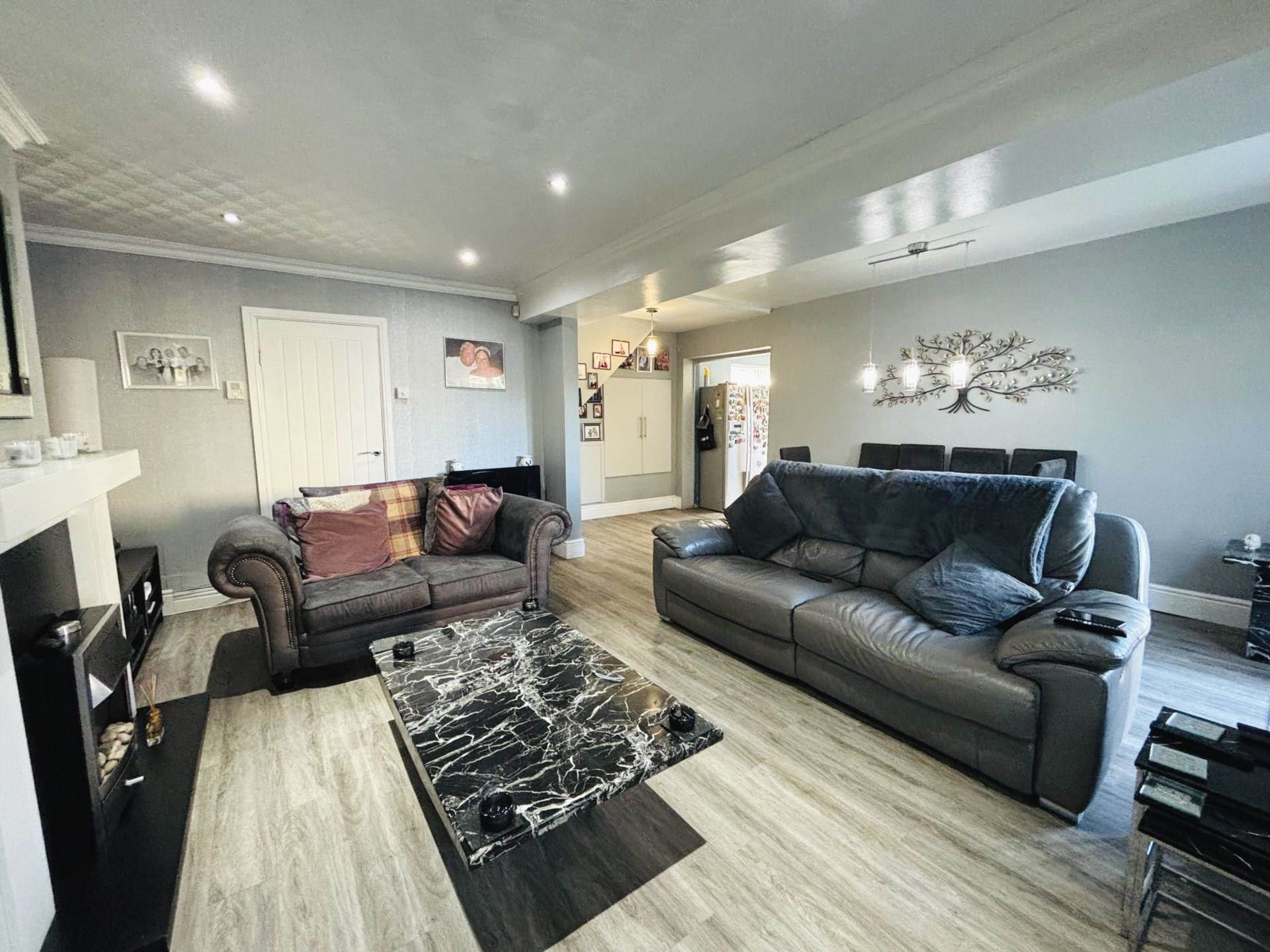 Dulas Green, Southdene, Image 7