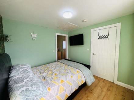Dulas Green, Southdene, Image 16