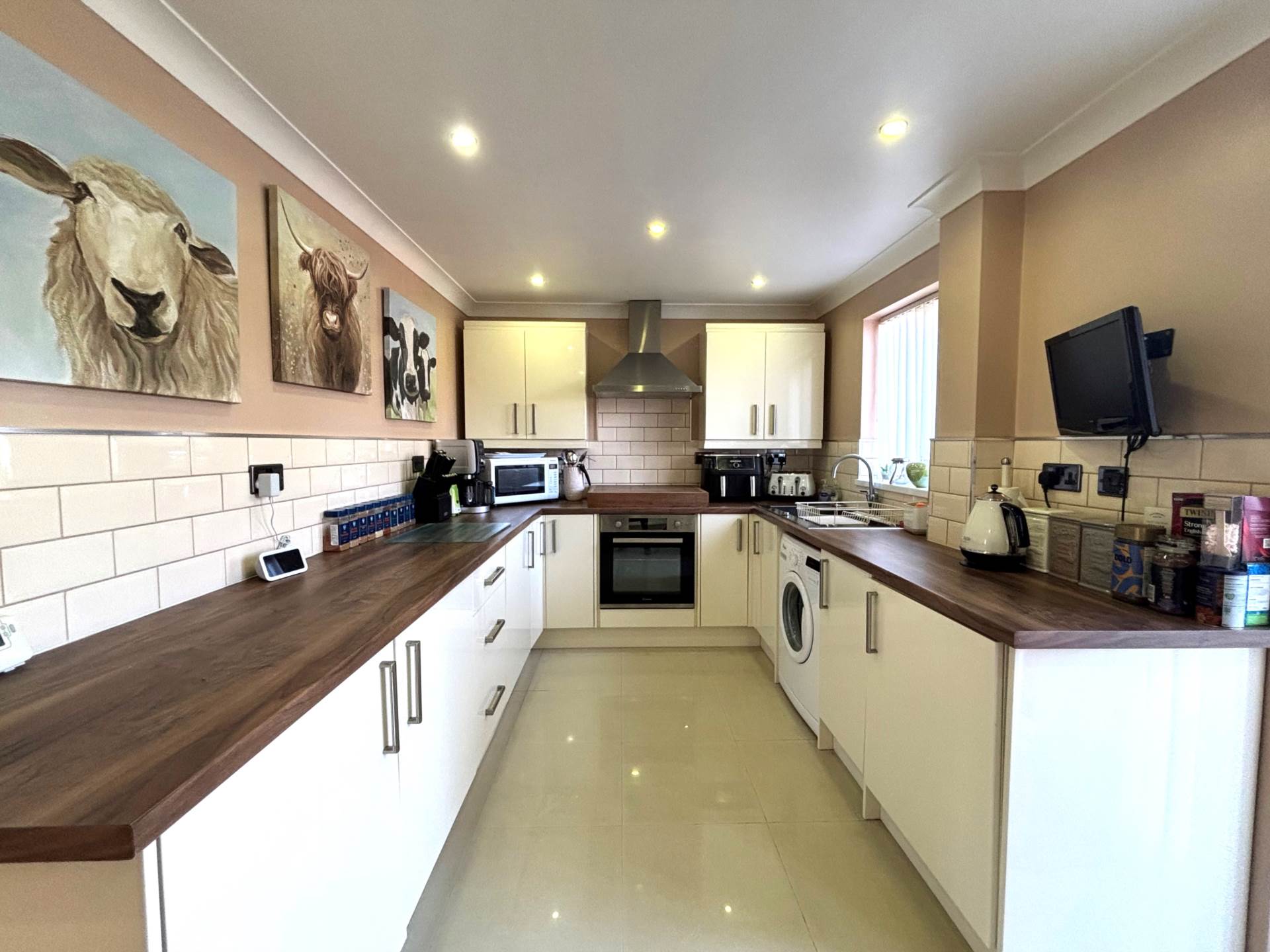 Vermont Close, Littledale, Image 4