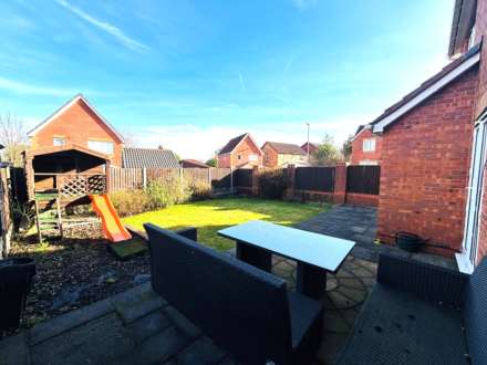 Vermont Close, Littledale, Image 17