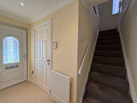 Vermont Close, Littledale, Image 8