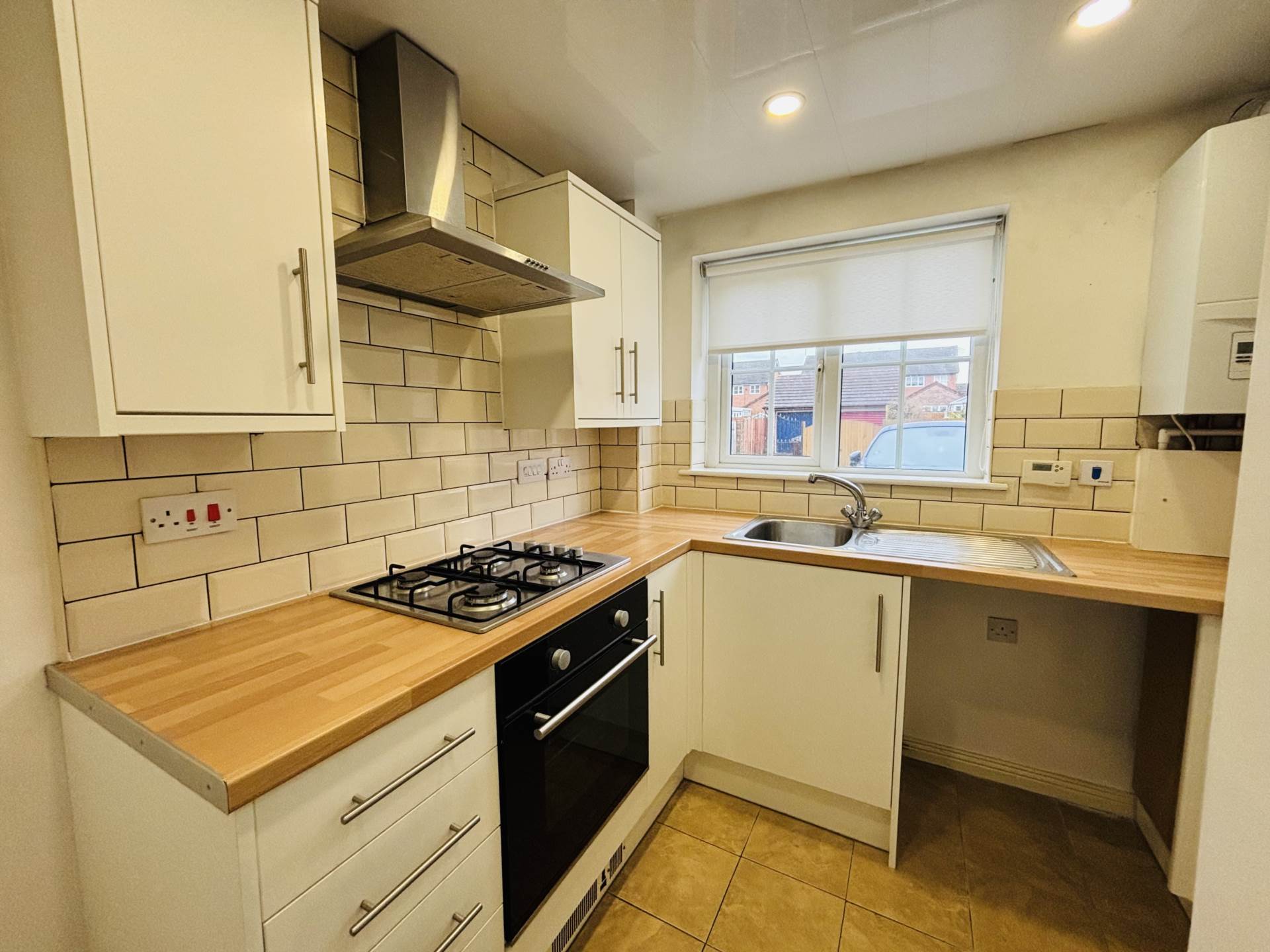 Yoxall Drive, Littledale,, Image 3