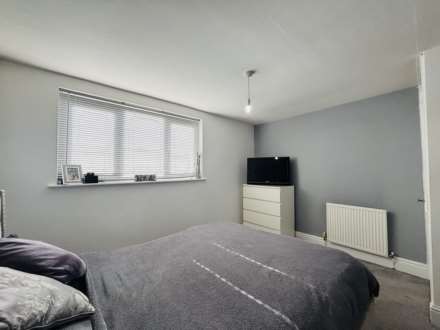 Carlile Way, Tower Hill, Image 13