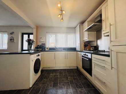 Carlile Way, Tower Hill, Image 5