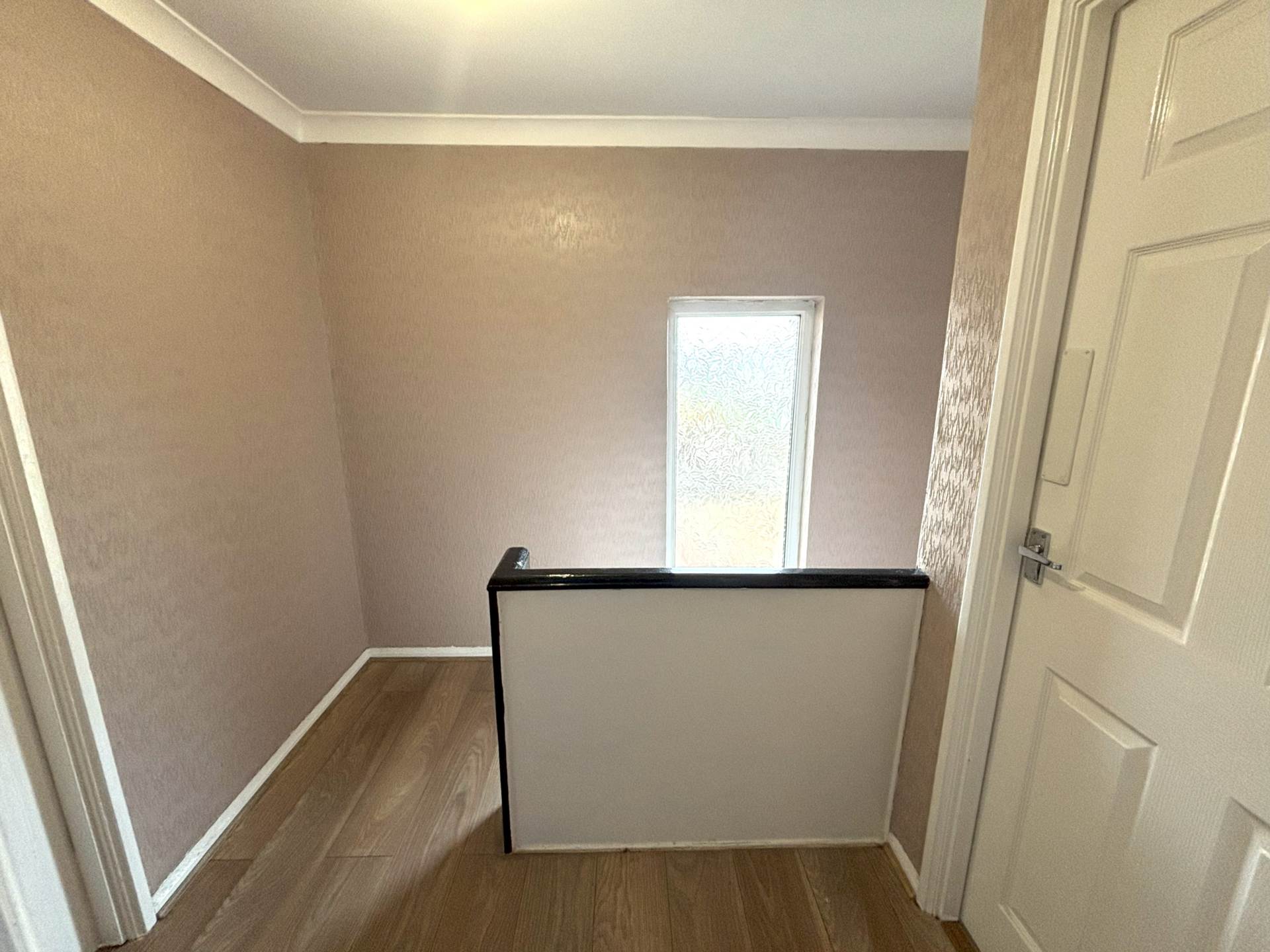 Ravenhead Ave, Southdene, Image 10
