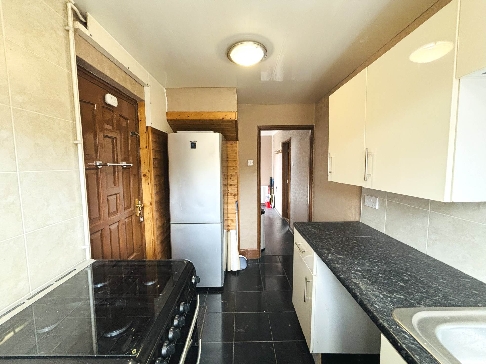 Ravenhead Ave, Southdene, Image 5