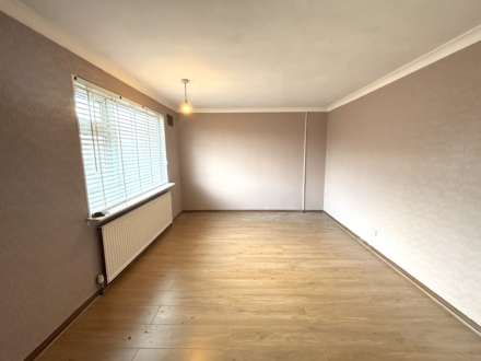 Ravenhead Ave, Southdene, Image 8