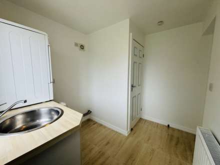 Melling Drive, Old Hall Estate, Image 16