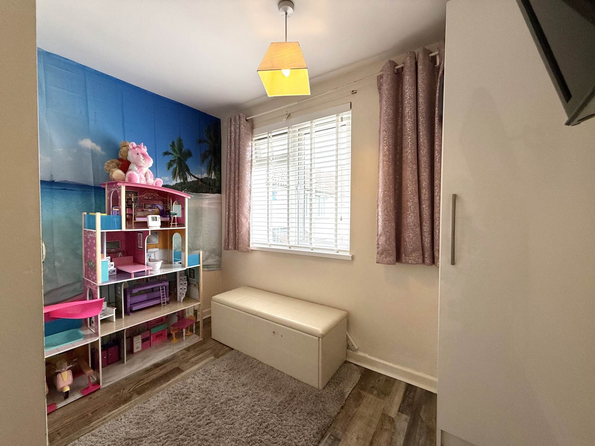 Hartwood Close, Southdene, Image 16