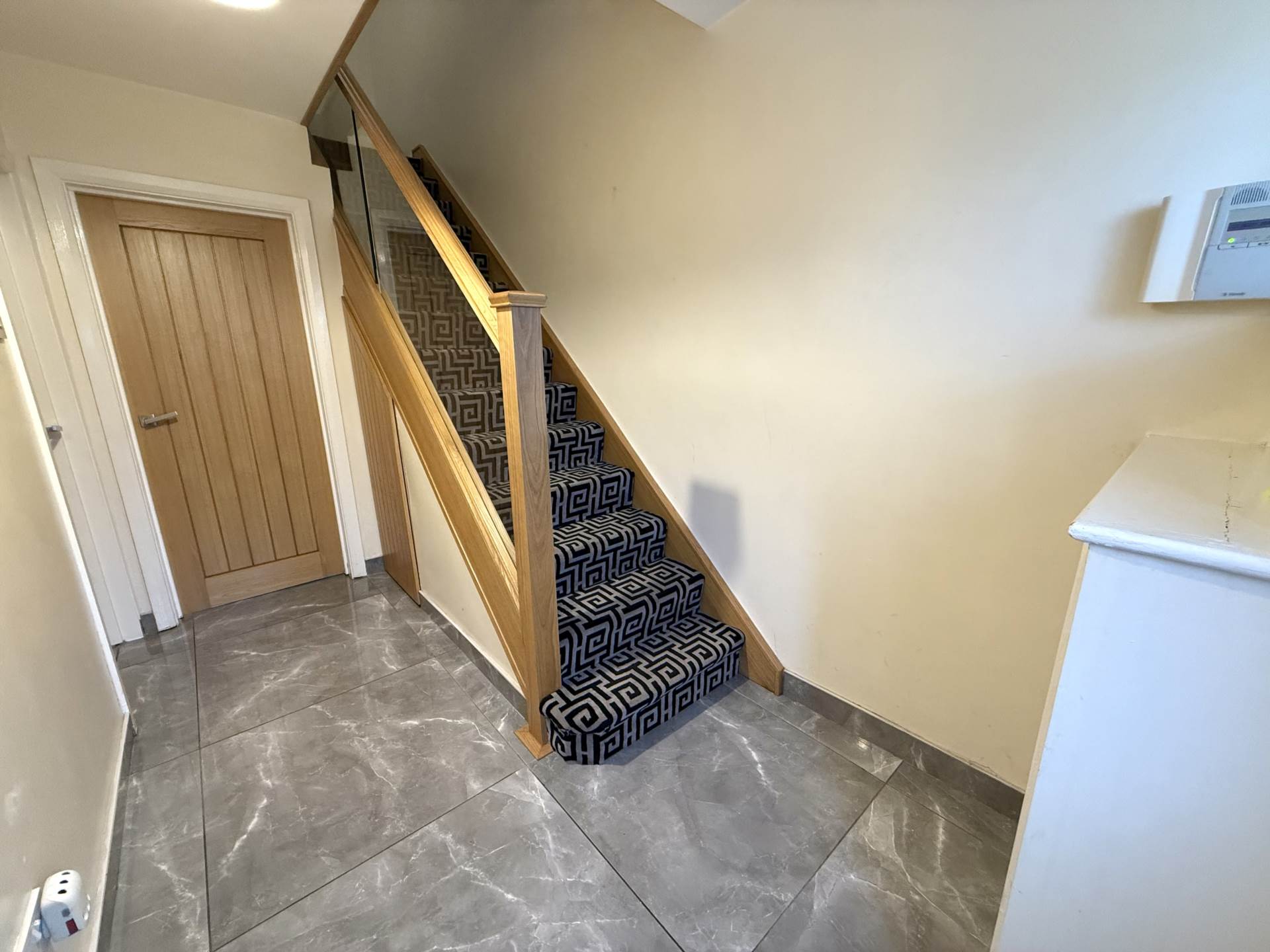 Hartwood Close, Southdene, Image 5