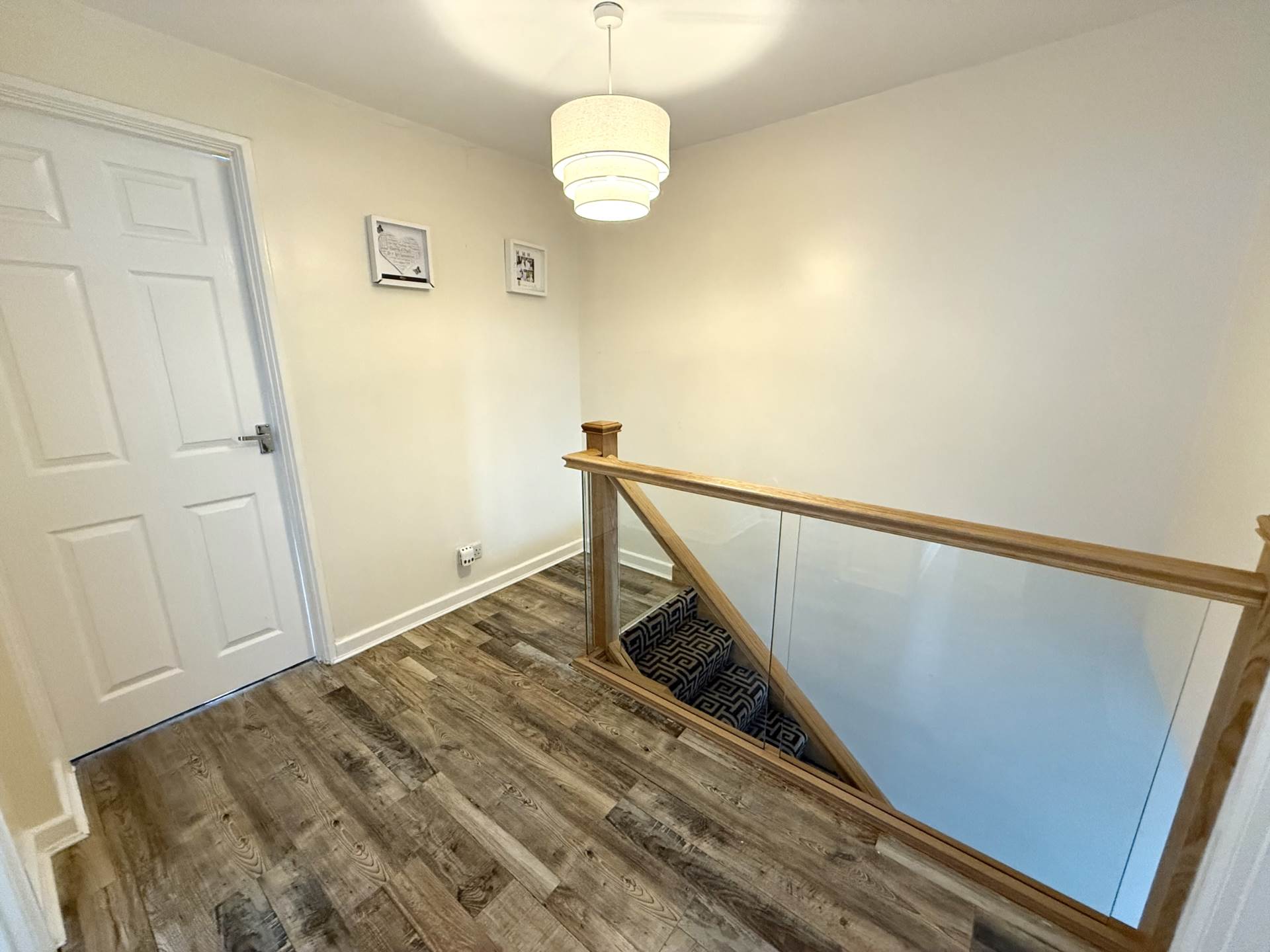 Hartwood Close, Southdene, Image 8