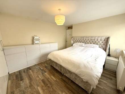 Hartwood Close, Southdene, Image 11