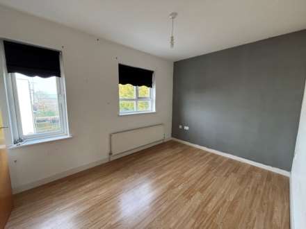 Hawthorne Drive, Northwood, Image 10