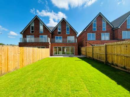 4 Bedroom Semi-Detached, Pye Bridge Close, Melling
