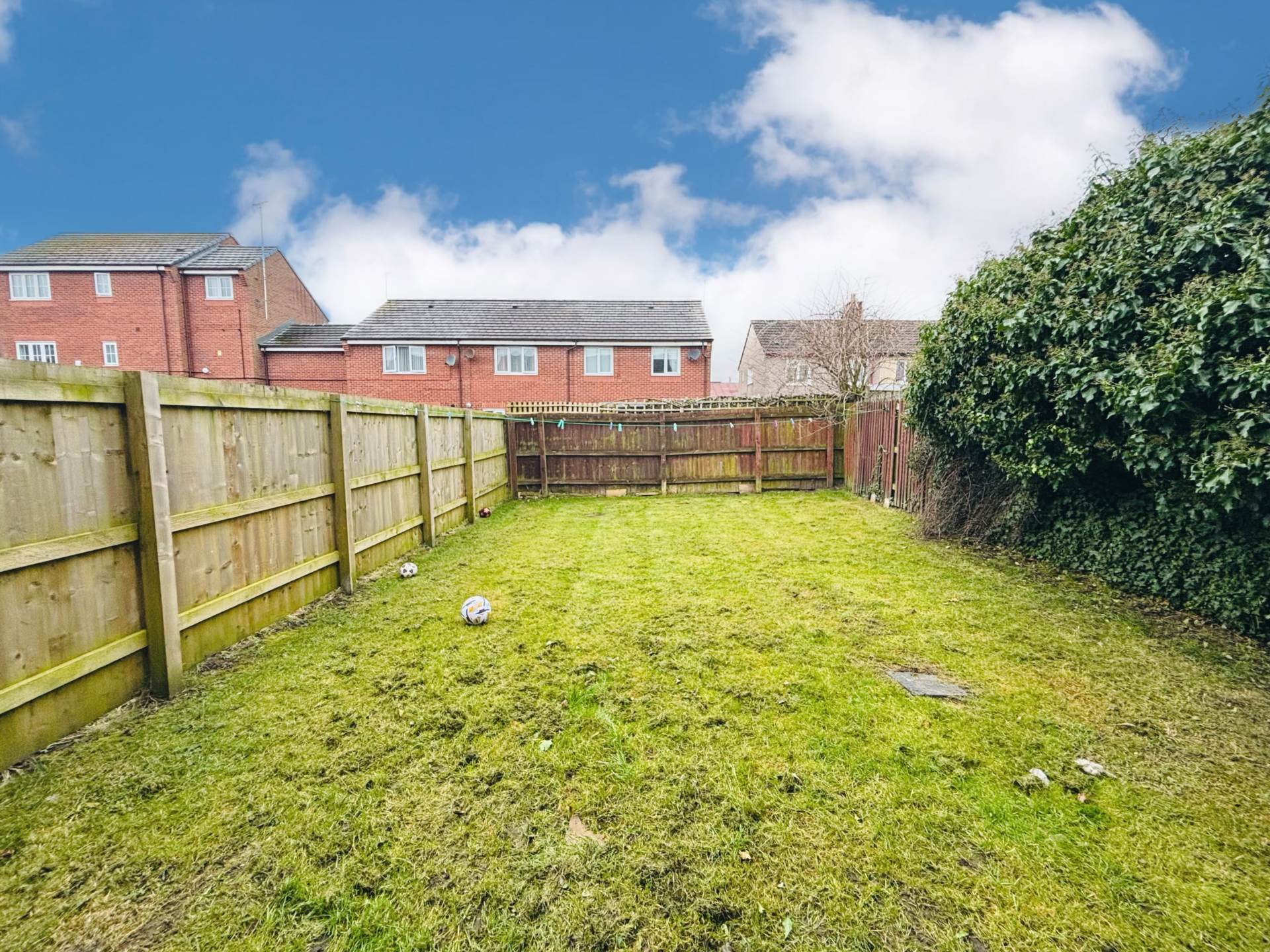 Overton Close, Westvale, Image 12