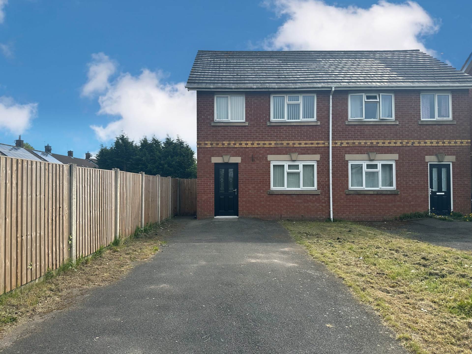 Mintor Road, Northwood, Image 1