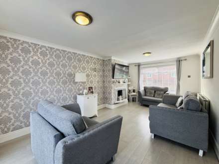 Ledsham Walk, Westvale, Image 5