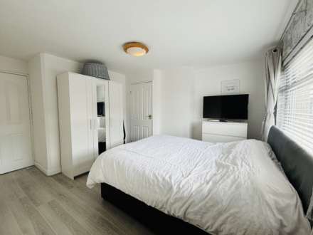 Ledsham Walk, Westvale, Image 8