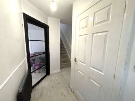 Gorelston Way, Southdene, Image 5